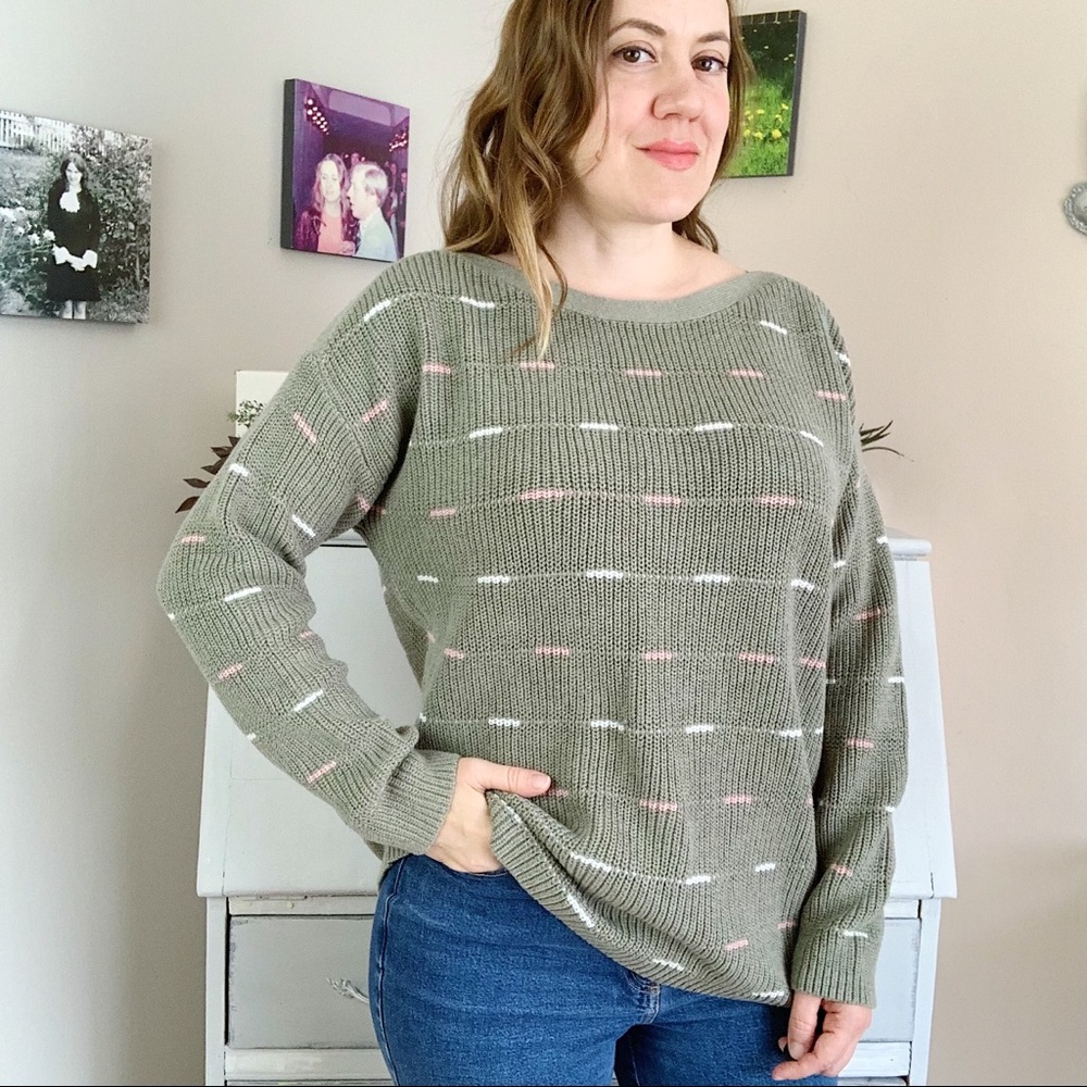 Reitmans Olive Green Crewneck Sweater with Pink and White Flecks